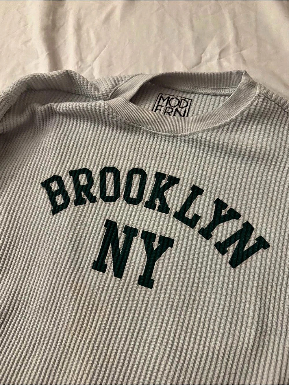 Modern Lux Brooklyn NY Thermal Long Sleeve Top Size Small - Picture 2 of 7